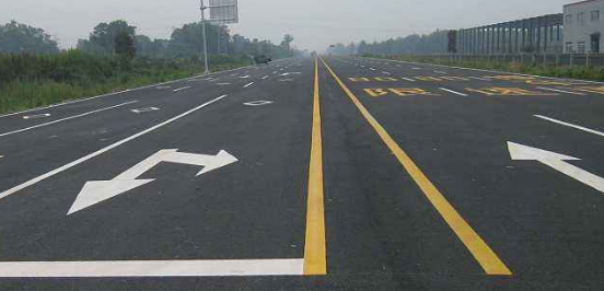 選擇江蘇中穎，為常州道路劃線提供優(yōu)質(zhì)解決方案